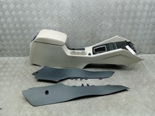 SKODA OCTAVIA CENTRE CONSOLE