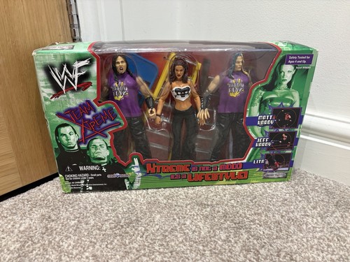 Wwf team xtreme action figures - team,