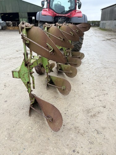 Dowdeswell dp8 plough breaking - plough,