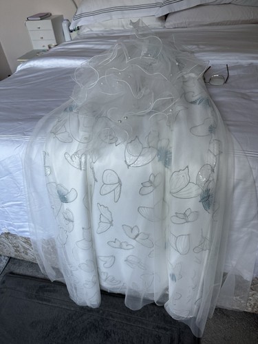 Wedding dress size used - size,