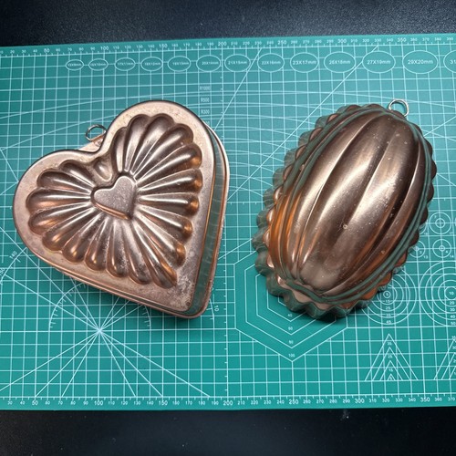 Vintage pair copper jello - of,
