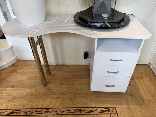 Manicure nail table - manicure,