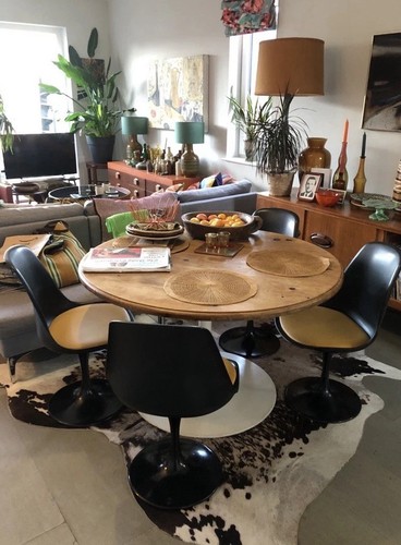 Black knoll saarinen tulip - knoll,