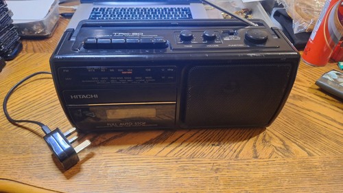 Hitachi trk portable fm - hitachi,