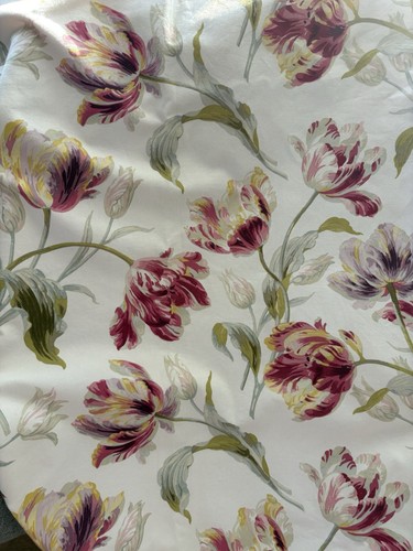 Laura ashley gosford - gosford, cranberry