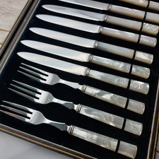 Unusual Elkington Mother Of Pearl Dessert Cutlery Set Silver Plated 1939