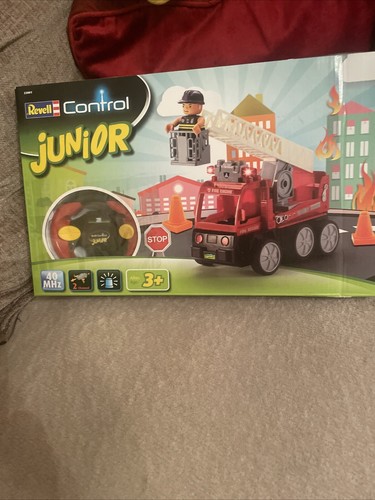 Revell control junior - control, fire