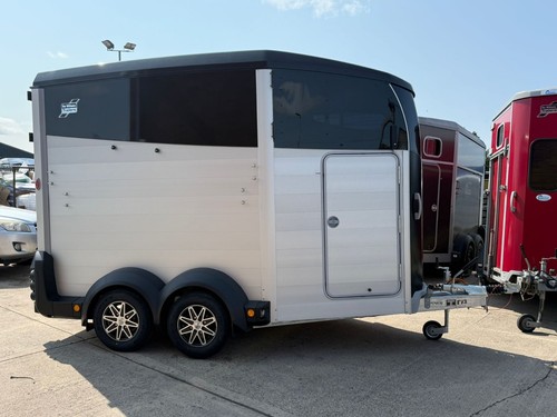 New ifor williams - williams, hbx511