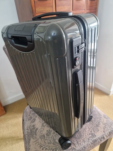 Genuine authentic rimowa - genuine,