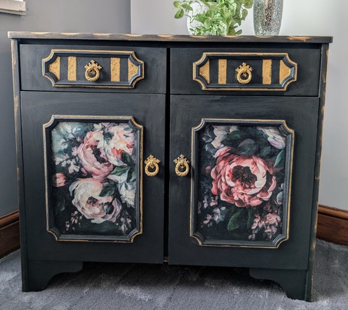 Side board dresser - , drinks