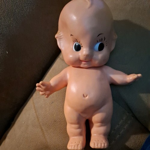 Vintage kewpie hard - hard, plastic