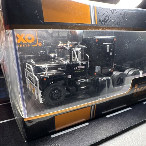 Ixo convoy mack tractor unit - mack,