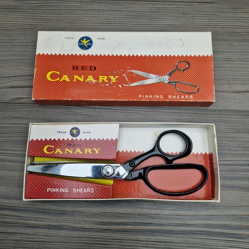 Vintage red canary - red,
