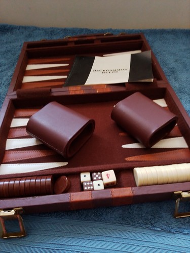 Backgammon set - backgammon, size)