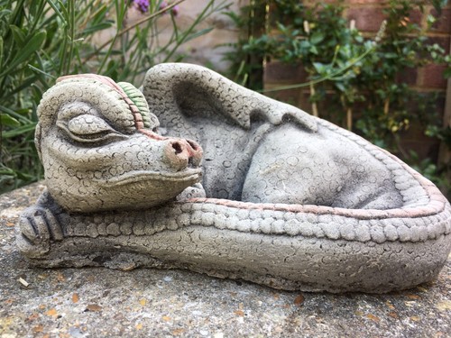 Sleeping dragon garden - sleeping,