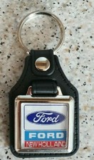 FORD NEW HOLLAND TRACTOR KEYRING 