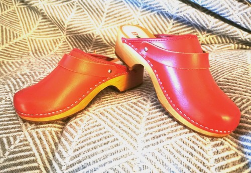 Buxa swedish red - swedish, leather