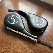 Juvale Black Taekwondo Kick