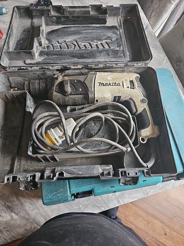 Makita hr2470 110v 780w - hr2470/1,