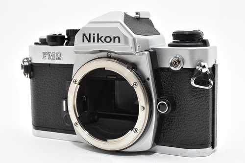 Late almost mint nikon - late!, new