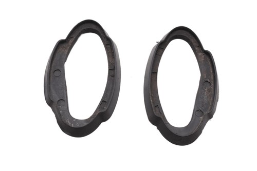 Mirror rubbers seal mirror