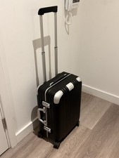 RIMOWA