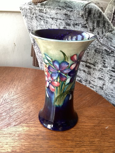 Moorcroft spring flower - spring,