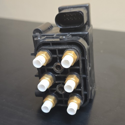 Air suspension valve - block, for