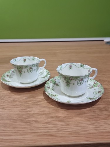 Pair vintage antique - of, /