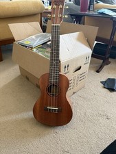 Snail UKC-458E Mahogany