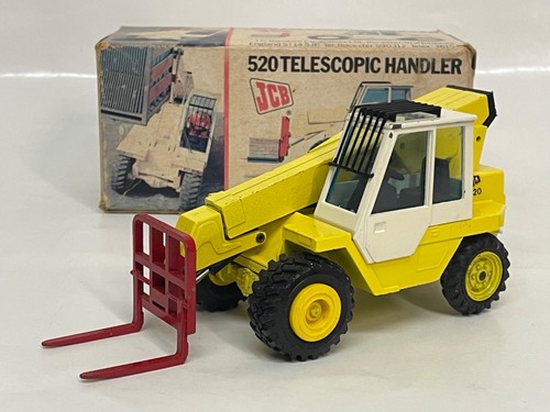 Scale nzg 175 jcb 520 - 1/35,