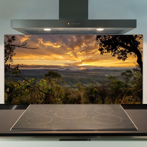 Glass kitchen splashback tile - glass,