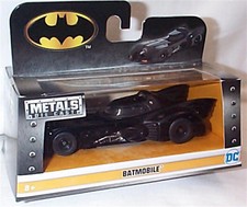 Batman Batmobile 1989 1-32