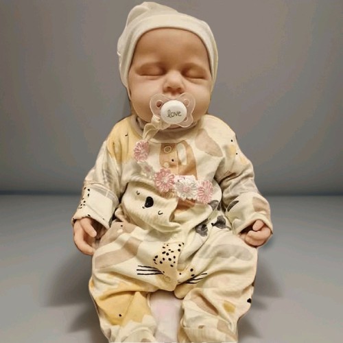Girl full body - body, platinum