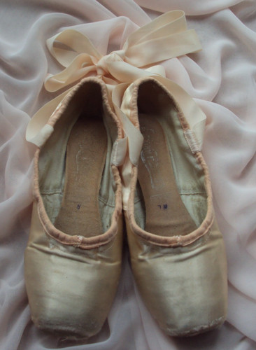 Pointe shoes timeworn freed - freed, of