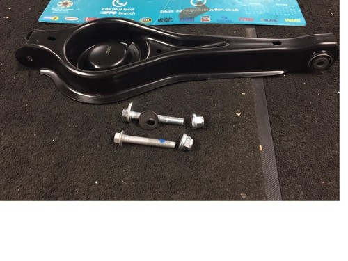 Rear lower suspension pan - suspension, arm