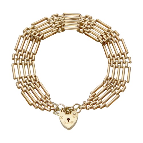 Pre owned 9ct yellow - 9ct, gold