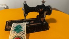 Singer Featherweight 221K