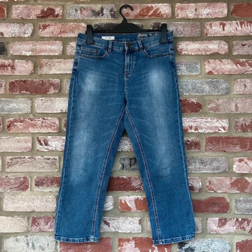 Mantaray austell cropped - austell,