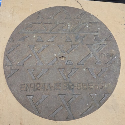Round cast iron - iron, cover