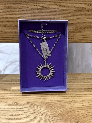 Vintage silver toned - silver,