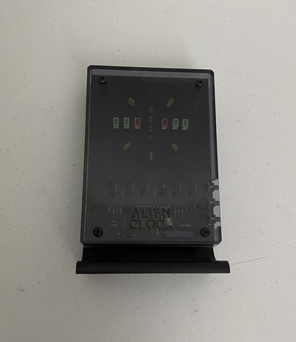 Alien clock binary led - alien,