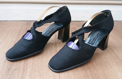 Russell bromley stuart - russell,