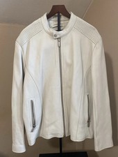 Wilson's Leather Pelle Studio