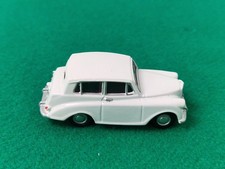 OXFORD DIECAST 1:76 OO Gauge Triumph Mayflower Car White