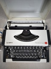 Vintage Olympia Traveller De