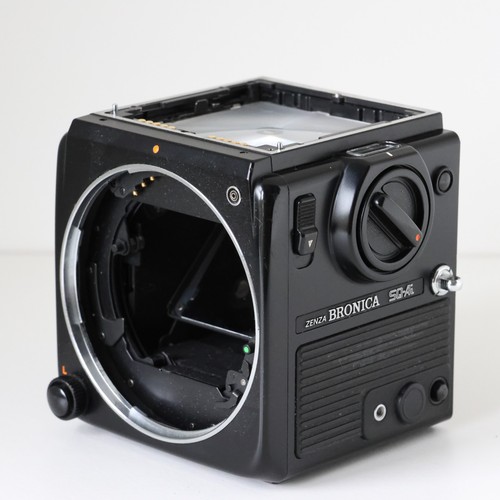 Bronica 6x6 medium - bronica, sq-ai