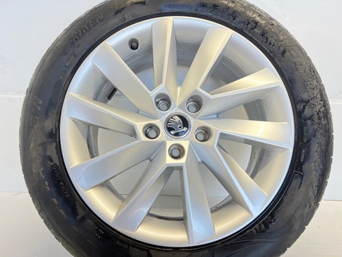 Skoda superb genuine - ,