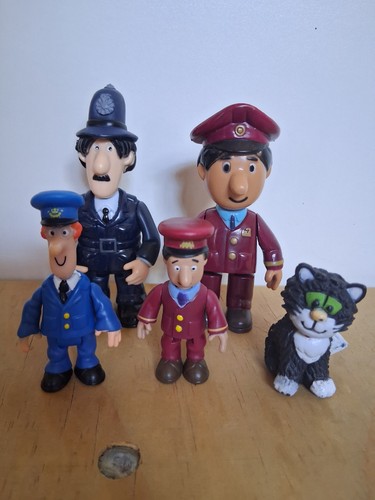 Postman pat figure - pat, jess