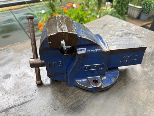 Vintage record 3 bench - record,